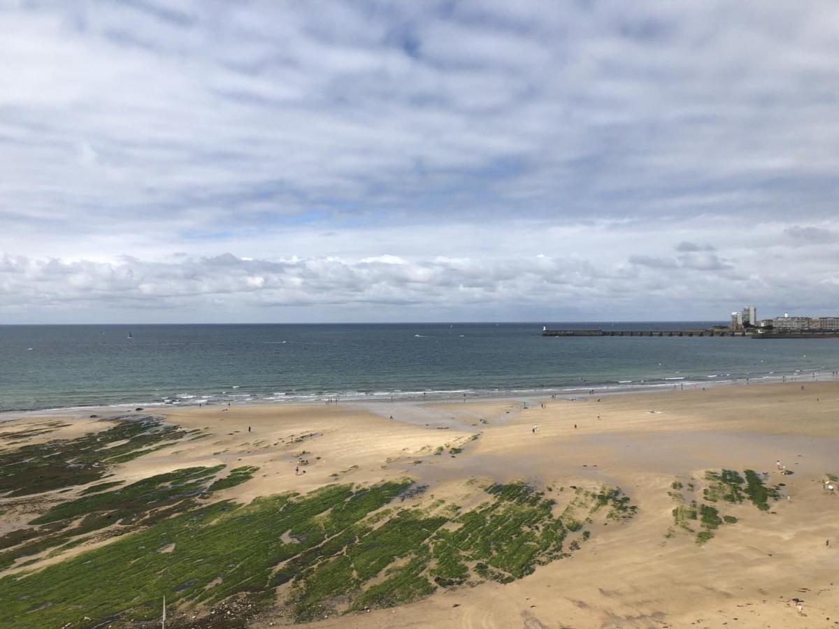 Appartement T2 Refait A Neuf Avec Balcon Face Mer Et Ascenseur, Au Coeur Des Sables-D'Olonne - Fr-1-485-70 莱萨布勒-多洛讷 外观 照片
